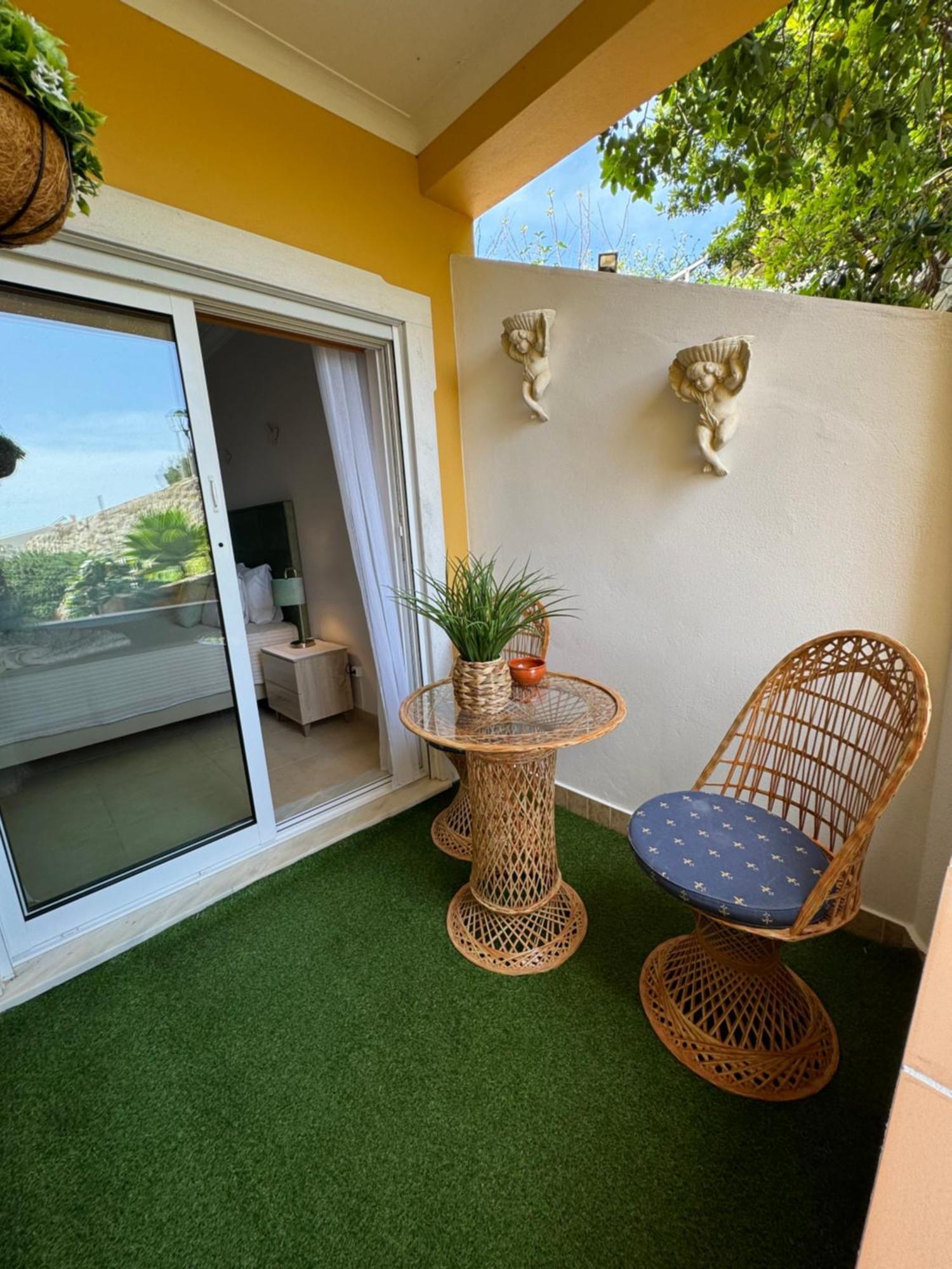 Lucie Lime Guesthouse Luz Exterior foto