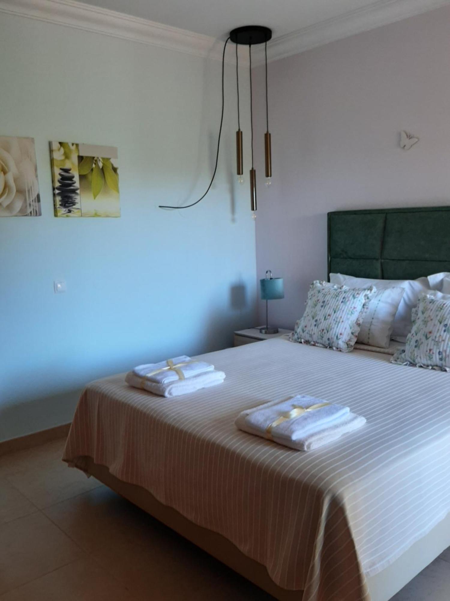 Lucie Lime Guesthouse Luz Exterior foto